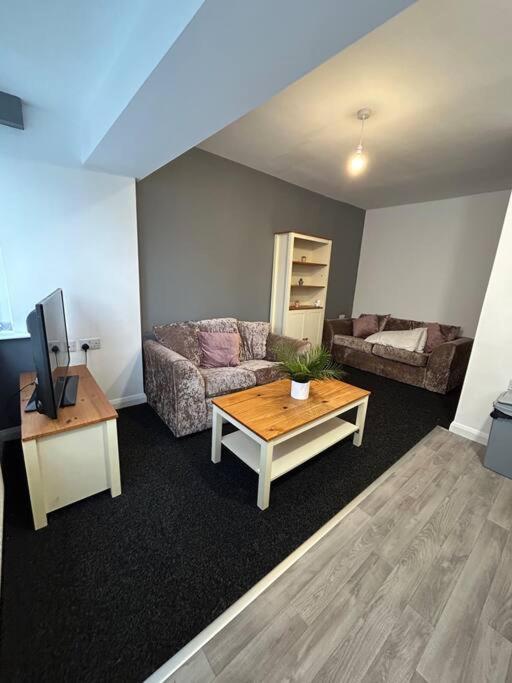 Two Bedroom Apartment Room 18 Stockton-on-Tees Exterior photo